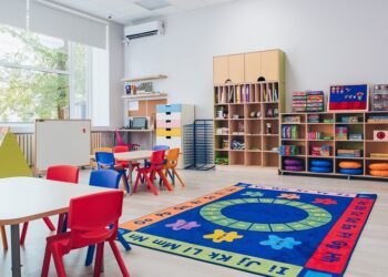 Балабақша тәрбиешілеріне шағым айтылды