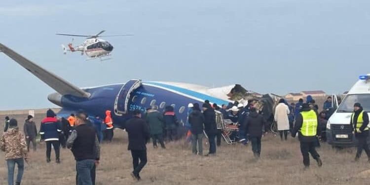 «Көз жұмғандар бар»: Маңғыстауда жолаушылар ұшағы апатқа ұшырады