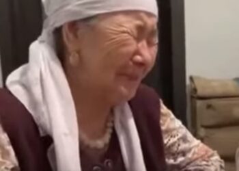 Желтоқсан құрбандарына құран бағыштауға бара жатқан зейнеткерді полицейлер жібермей, бөлімшеге апарып қысым көрсеткен