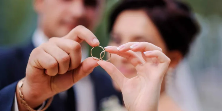 Енді некеге тұрмас бұрын генетикалық тест тапсыру міндетті