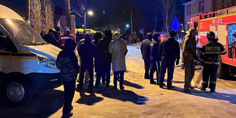 Ақтөбеде кепілге алынған ерлі-зайыптылардың жаназасы шығарылды