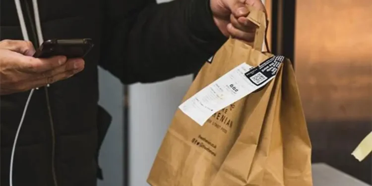 Елімізде тамақ жеткізу қызметіне жаңа талаптар қойылады