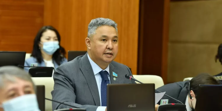 Депутат Перуашев «Штрафстан» деп айтқаны дұрыс болмағанын мойындады