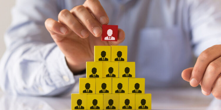 «69,5 млн-ға пәтер алып, енесіне рәсімдеген»: қаржы пирамидаларын ұйымдастырғандар сотталды