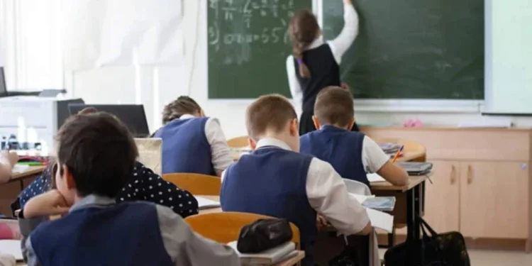 Қазақстан мектептерінде енді бірнеше пәнді бір пәнге біріктіріп оқытуға рұқсат етіледі