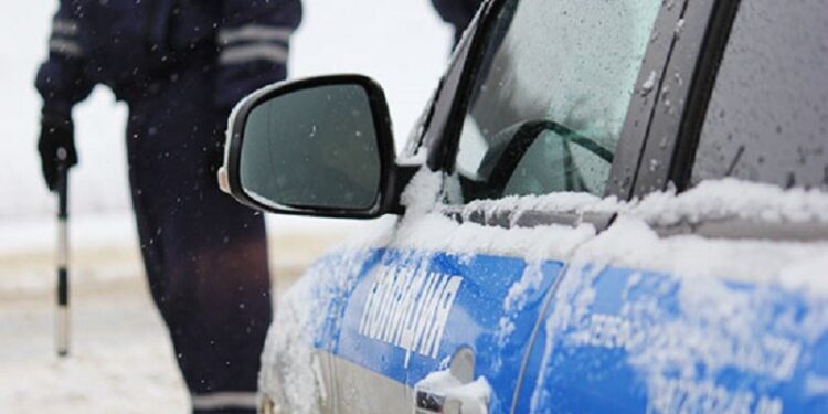 Жүргізушіні тоқтатқан полицейлер өздері айыппұл төлейтін болды