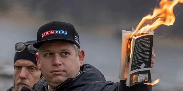 Данияда тағы да Құран өртелді