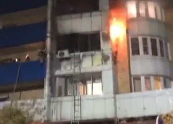 Астанада 9 қабатты тұрғын үйде өрт шықты: зардап шеккендер бар