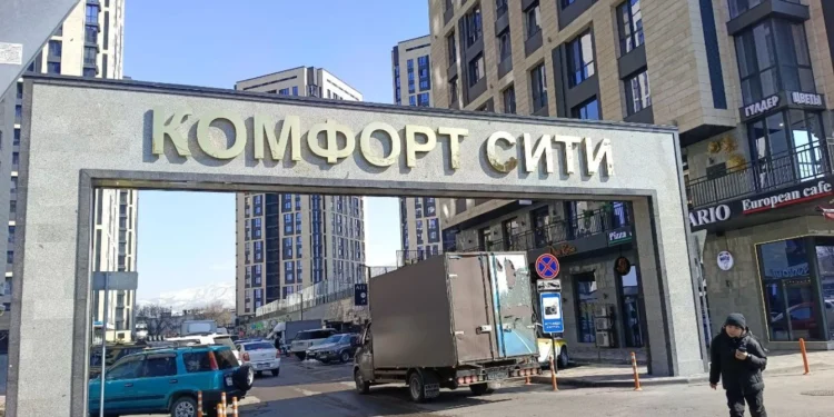 «Екі жылда үш суицид оқиғасы тіркелген»: Алматыдағы «Комфорт Сити» кешеніндегі қайғылы оқиға туралы жаңа мәліметтер