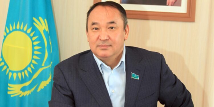 Депутат зейнеткерлердің несиесін кешіруді ұсынды