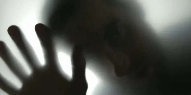 6 адам мүгедек жігітті зорлады деген күдікке ілінді