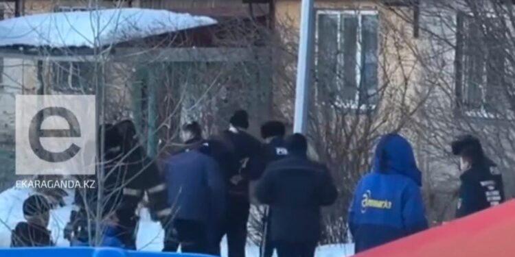 Қарағандыда «үйді жарып жіберем» деп қорқытқан ер адам ұсталды ВИДЕО