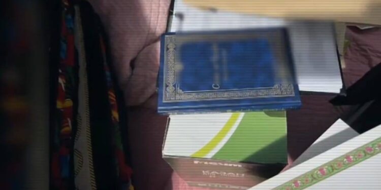 Экстремистік материалдарды таратқан топ ұсталды