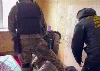 Есірткі таратумен айналысқан деструктивті діни ағым жақтаушысы ұсталды