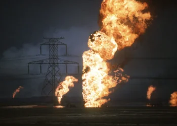 Қазақстанның батысында мұнай бұрғысы өртеніп жатыр