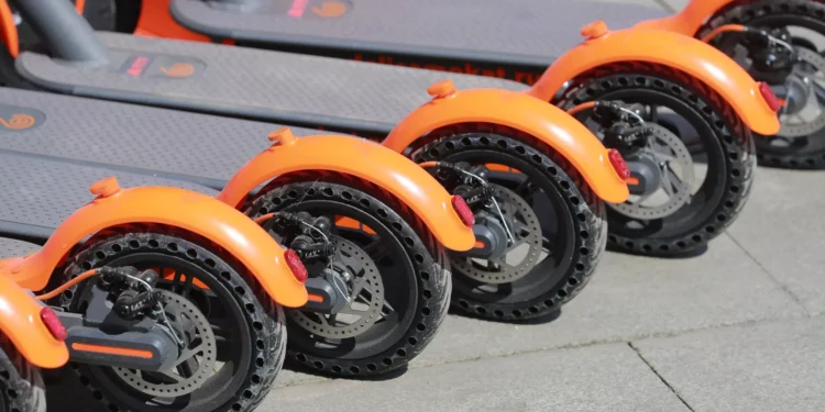 Самокат пен велосипедтерге мемлекеттік нөмір берілуі мүмкін