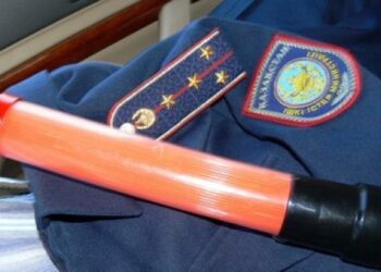 Шетелдіктерден 200 мың теңге пара алған түркістандық полицейлер жұмыстан шығарылды