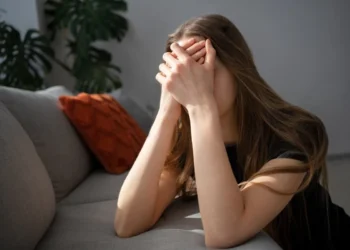 Оқушыны жезөкшелікке мәжбүрлеген: сот 9 адамға үкім шығарды