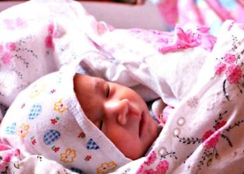 «Астана – Жезқазған» бағытындағы пойызда қыз бала дүниеге келді