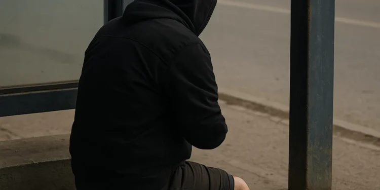 Қарағандыда белгісіз біреулер қол-аяғы жоқ ер адамды қайыр сұратуға мәжбүрлеген