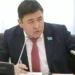 «Тең жартысы жұмыссыз»: Депутат жұмыссыздар санын қайта тексеруді ұсынды