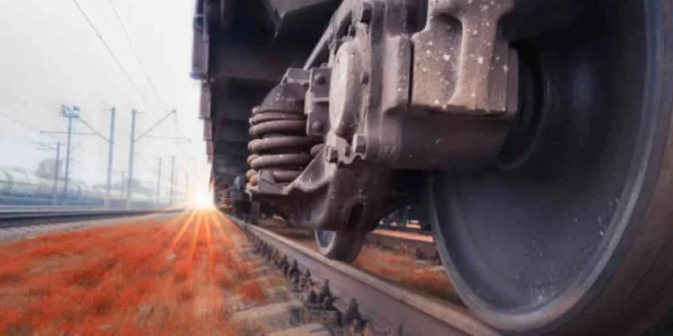 Қарағанды облысында жүк пойызы 2 жасар баланы қағып кетті