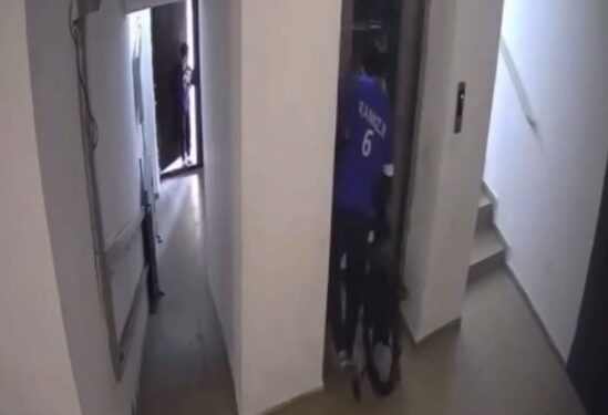 Атырауда 11 жастағы бала лифт шахтасына құлап кетті