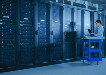 Қасым-Жомарт Тоқаев суперкомпьютерді іске қосу рәсіміне қатысты