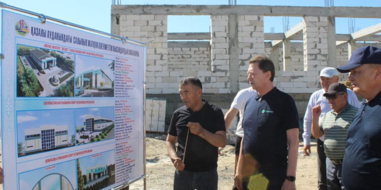 Спорт кешенінің құрылысымен танысты