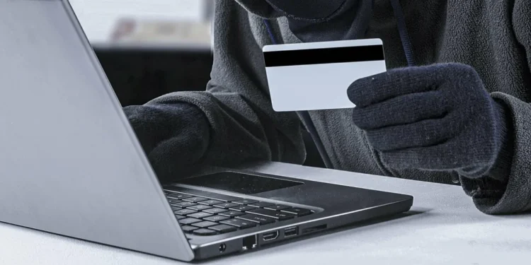 11 миллион 950 мың: Жасөспірімдер WhatsApp аккаунттарын алаяқтарға сатқан