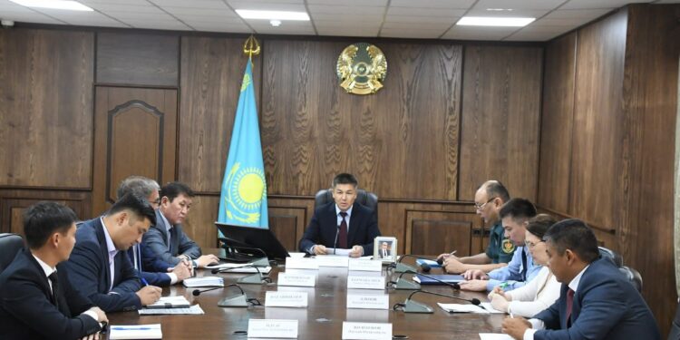 КОМИССИЯДА КҮЗГІ МЕРЗІМДІ ӘСКЕРГЕ ШАҚЫРУ ЖҰМЫСТАРЫ ПЫСЫҚТАЛДЫ