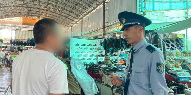 Қоғамдық қауіпсіздік үшін: Қызылордада полицейлер жаңа талапты түсіндірді