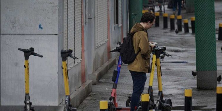 Алматыда самокатшы жаяу жүргіншіні көзінен айырды