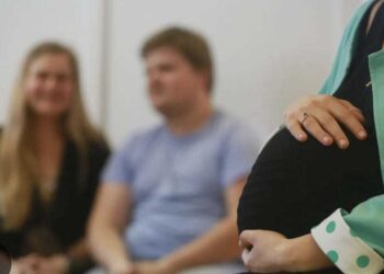 Қызылордалық қыз Грузияда клиникаларды алдаған