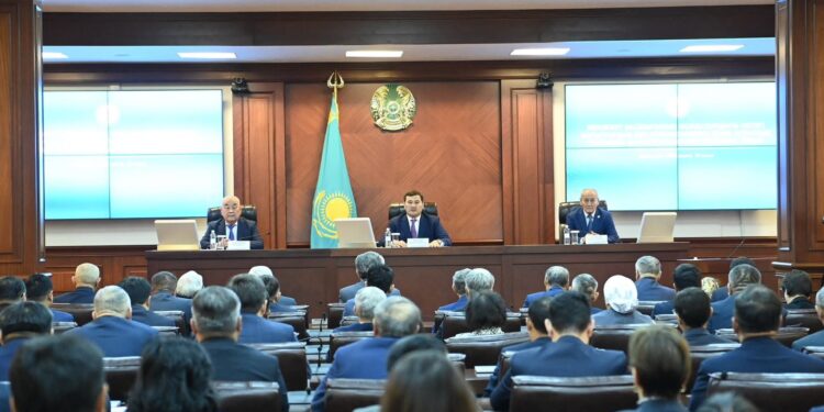 Агроөнеркәсіп пен ғылымды дамыту бағыттары талқыланды