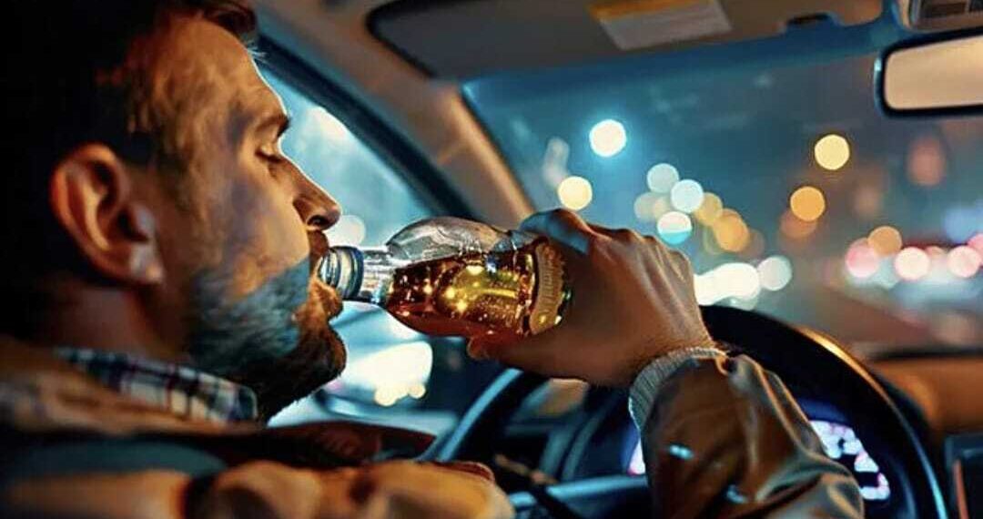 Мас күйінде көлік басқарған министр қызметінен босатылды