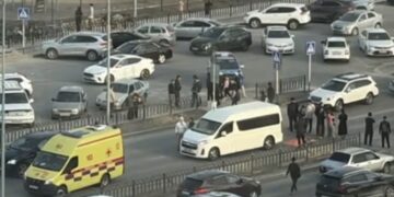 Атырауда 7 жастағы қызды көлік қағып, қаза тапты.