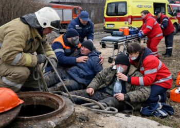 ШҚО-да жұмысшылар кәріз құдығында қаза бола жаздады