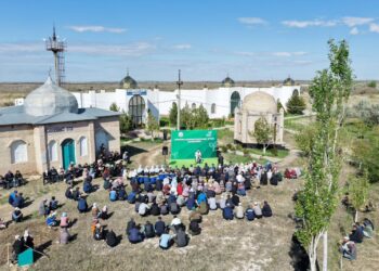 CЫР ӨҢІРІНДЕ «ТАҒЗЫМ ОРНЫ ТАЗА БОЛСЫН, РУХ ПЕН ТАЗАЛЫҚ – ЕГІЗ ҰҒЫМ» АТТЫ ЖАЛПЫХАЛЫҚТЫҚ ТАЗАЛЫҚ АКЦИЯСЫ ӨТТІ