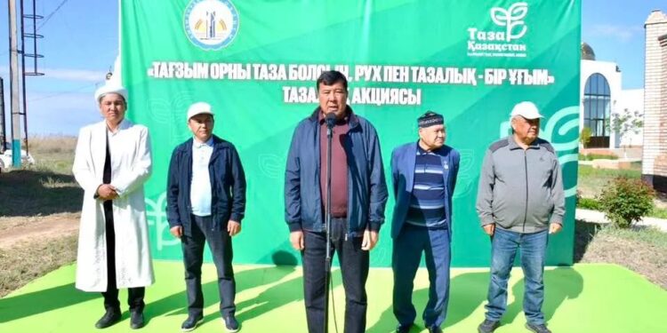 Шиеліде «Тағзым орны таза болсын, рух пен тазалық – егіз ұғым» атты жалпыхалықтық экологиялық акция өтті