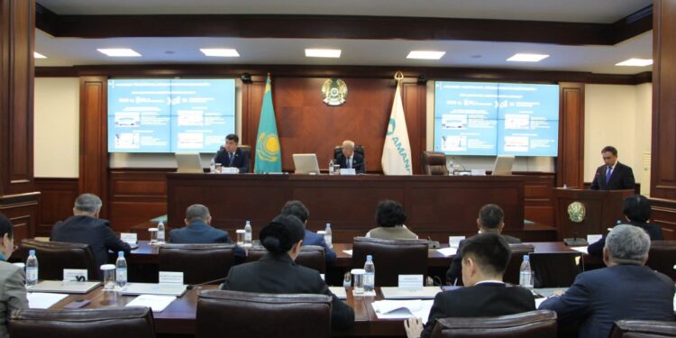 Қызылордада «AMANAT» партиясы фракциясының отырысында өңір дамуына қатысты өзекті мәселелер талқыланды