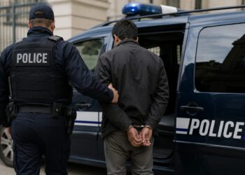 Францияда ешкіні зорлады деген айыппен ауғанстандық мигрант 2,5 жылға сотталды