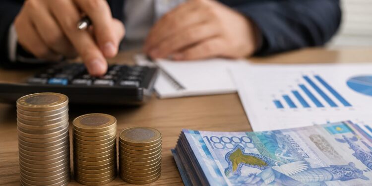 Қазақстанда орташа жалақы 486 мың теңгеден асты